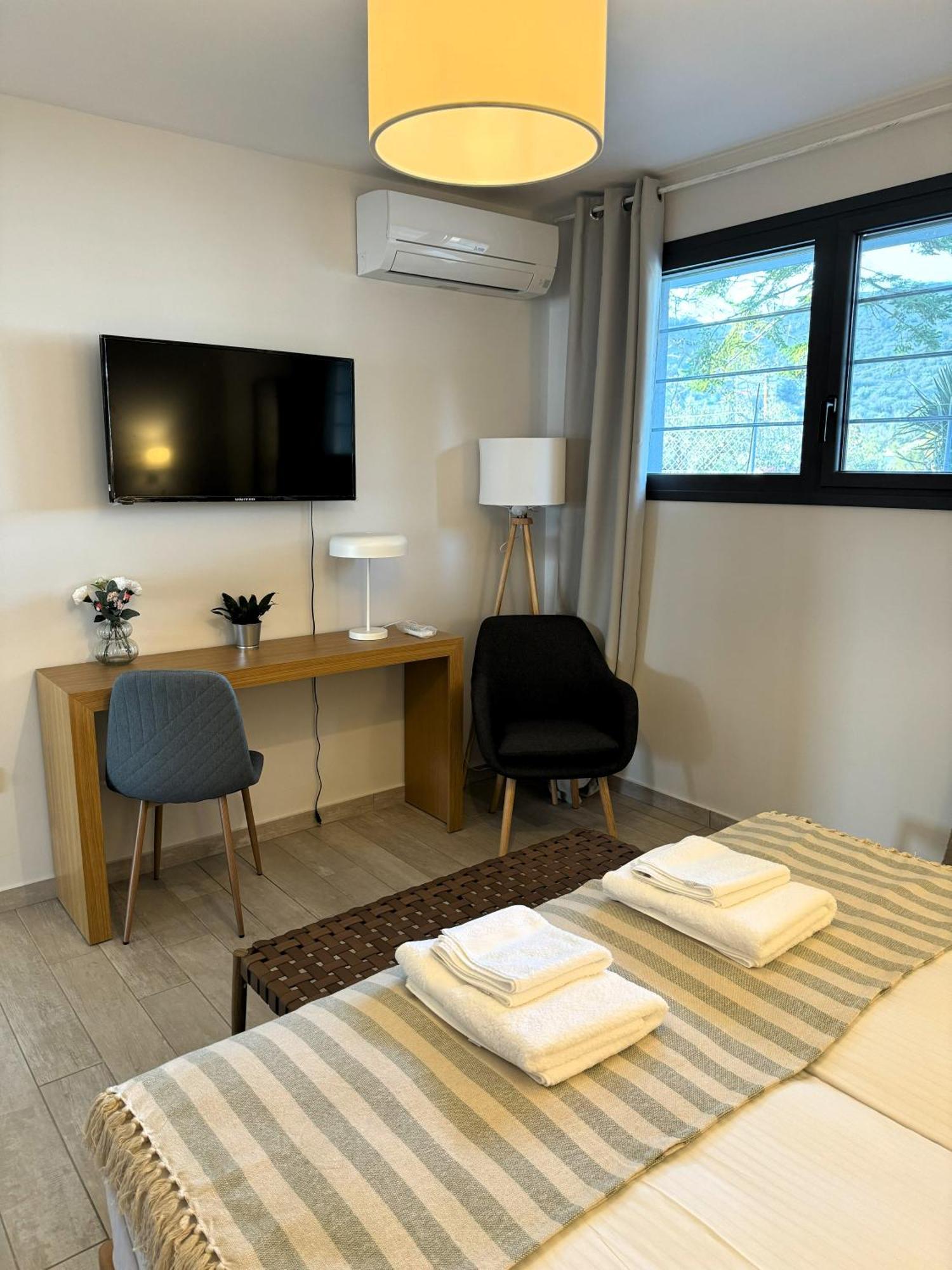 Appartement Acra Melia à PalaiónTsiflíkion Extérieur photo