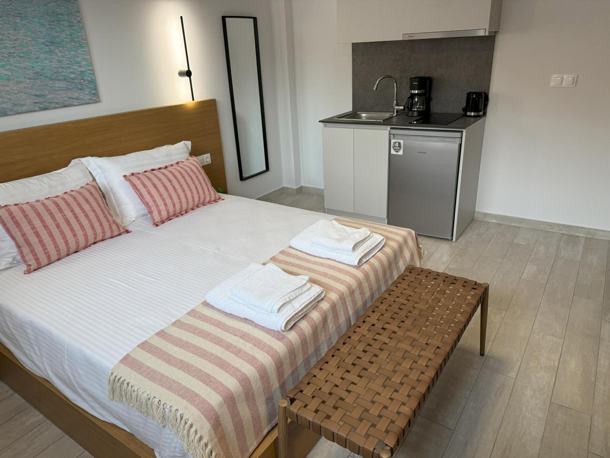 Appartement Acra Melia à PalaiónTsiflíkion Extérieur photo